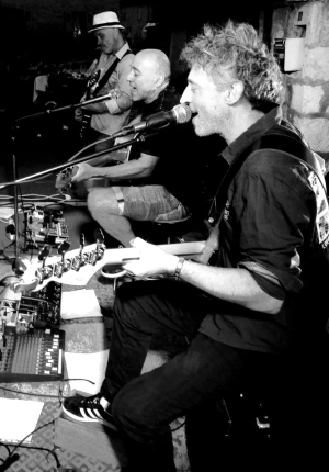 Concert • Mister T and the Alan Twins