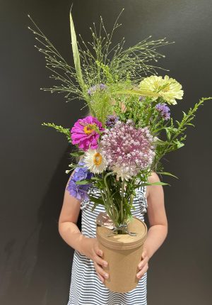 Bouquet de fleurs de saison - Atelier Enfants