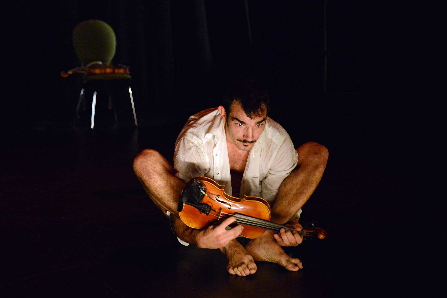 CAR-TOUS-LES-CHEMINS-Y-MÈNENT© Camille Kirnidis_10